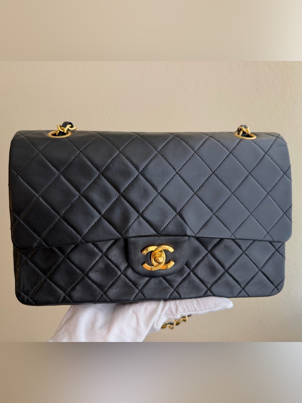 ‼️PRICE REDUCTION‼️CHANEL Vintage Double Flap Leather Black Quilted Bag 24KGold